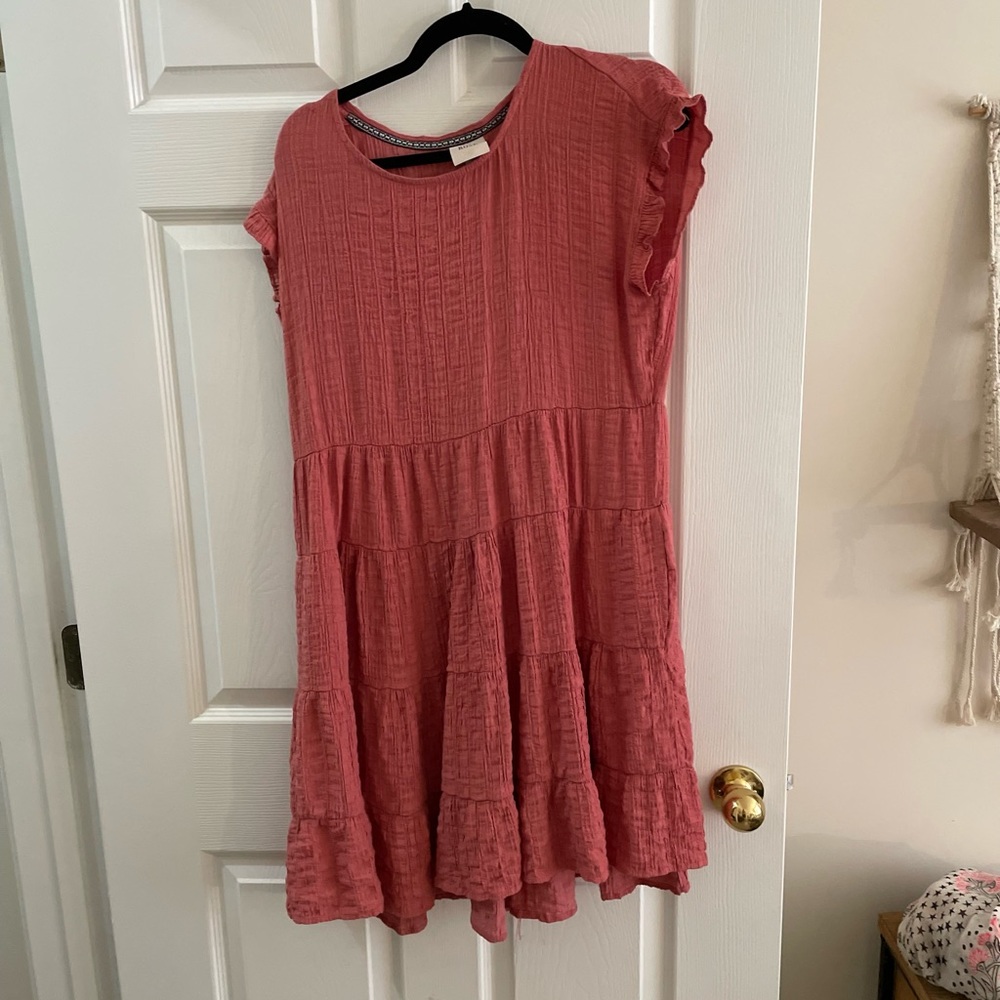 Pink tiered shift dress